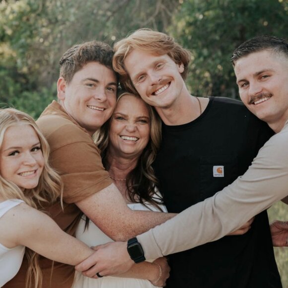 VERNEITA iS LIVE SHOW LISTING! CLICK ON TO BE NOTIFIED WHEN I GO LIVE! - Picture 7 of 11